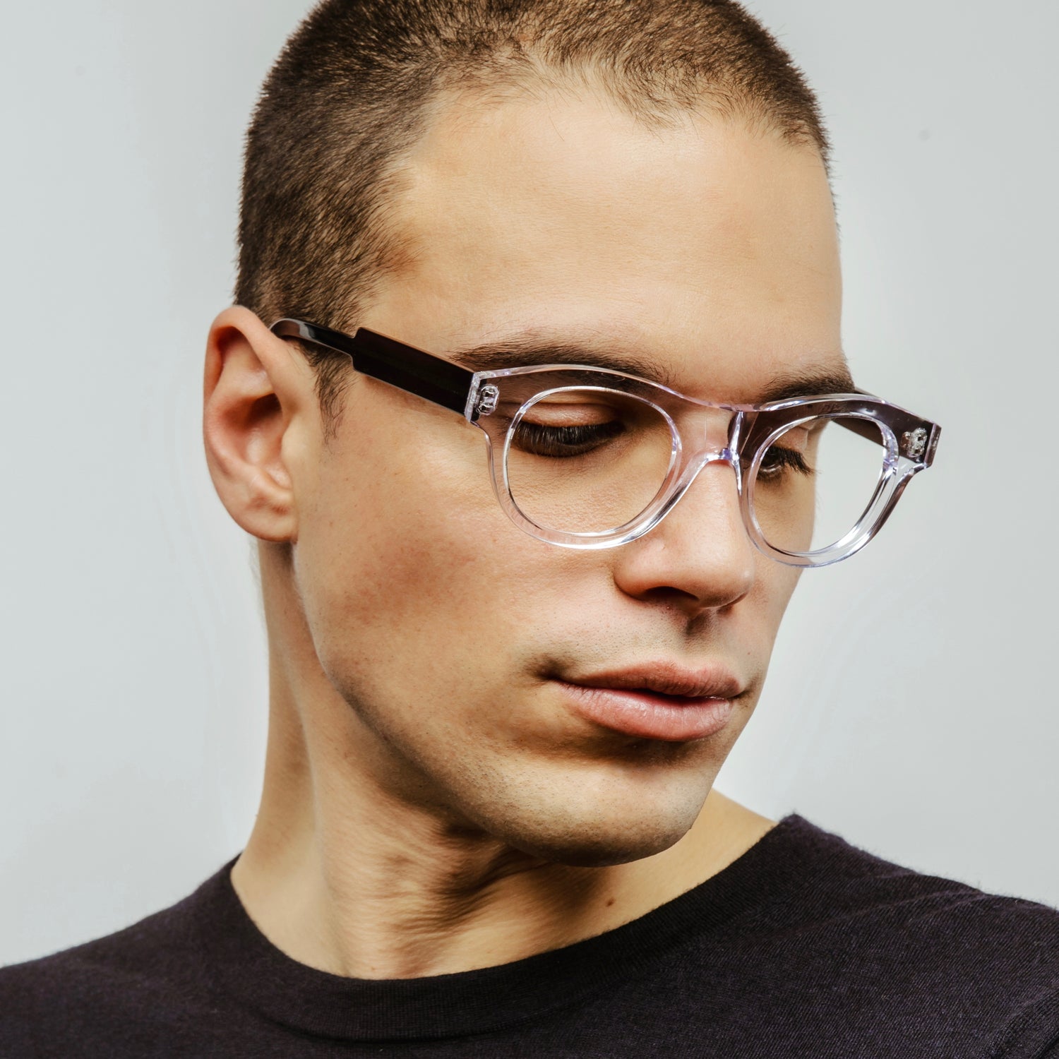 Lunette pour homme transparente et noire par Marie-Sophie Dion BAR À LUNETTES