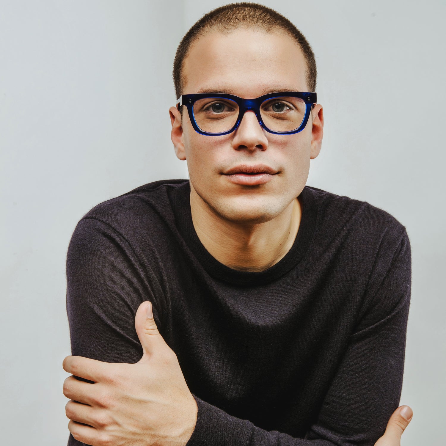 Monture bleu royal pour homme par Marie-Sophie Dion BAR À LUNETTES