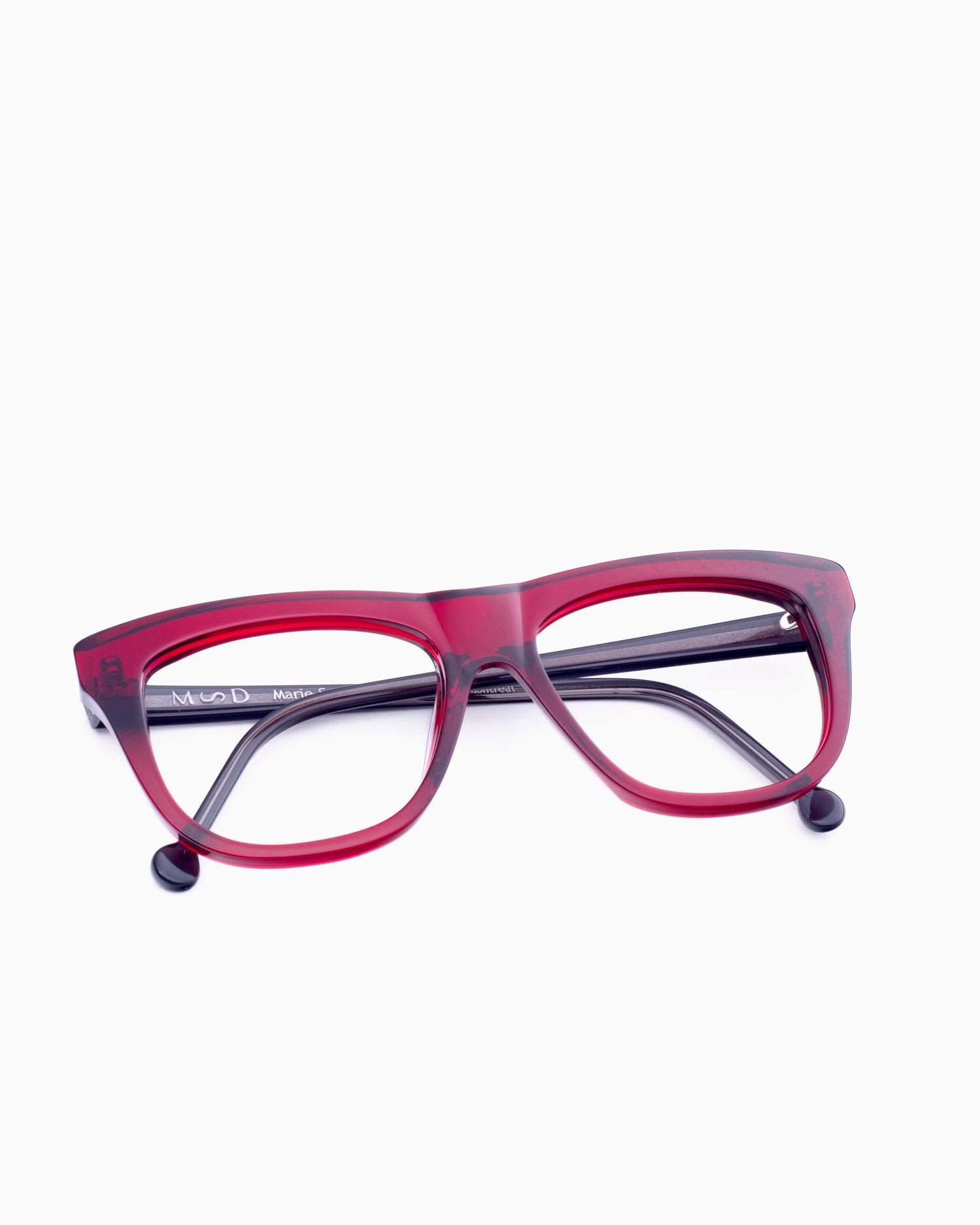 red plastic rectangle eyeglasses by Marie-Sophie Dion model Pepin, front view, lunettes de vue rectangle couleur bourgogne