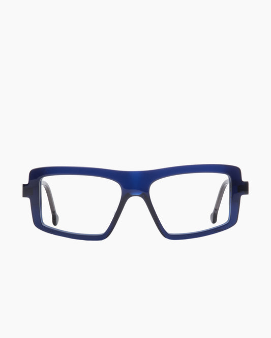 blue plastic rectangle eyeglasses by Marie-Sophie Dion model Lavoie, front view, lunettes de vue rectangle couleur bleu