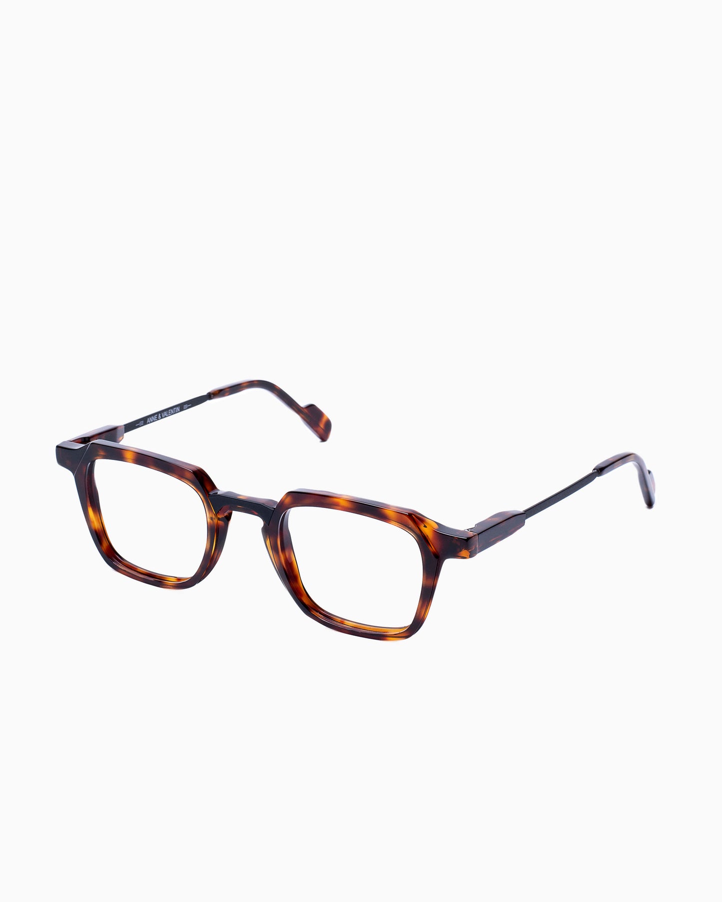 Anne et Valentin - Henri - 8C22 | Bar à lunettes