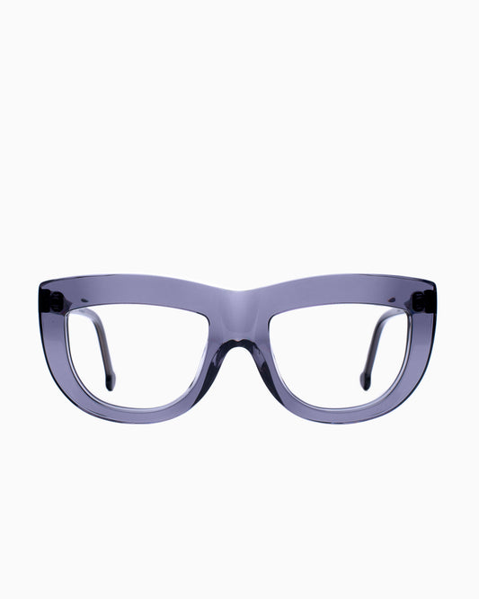 grey plastic cat eyeglasses by Marie-Sophie Dion model Germain, front view, lunettes de vue chat couleur Gris