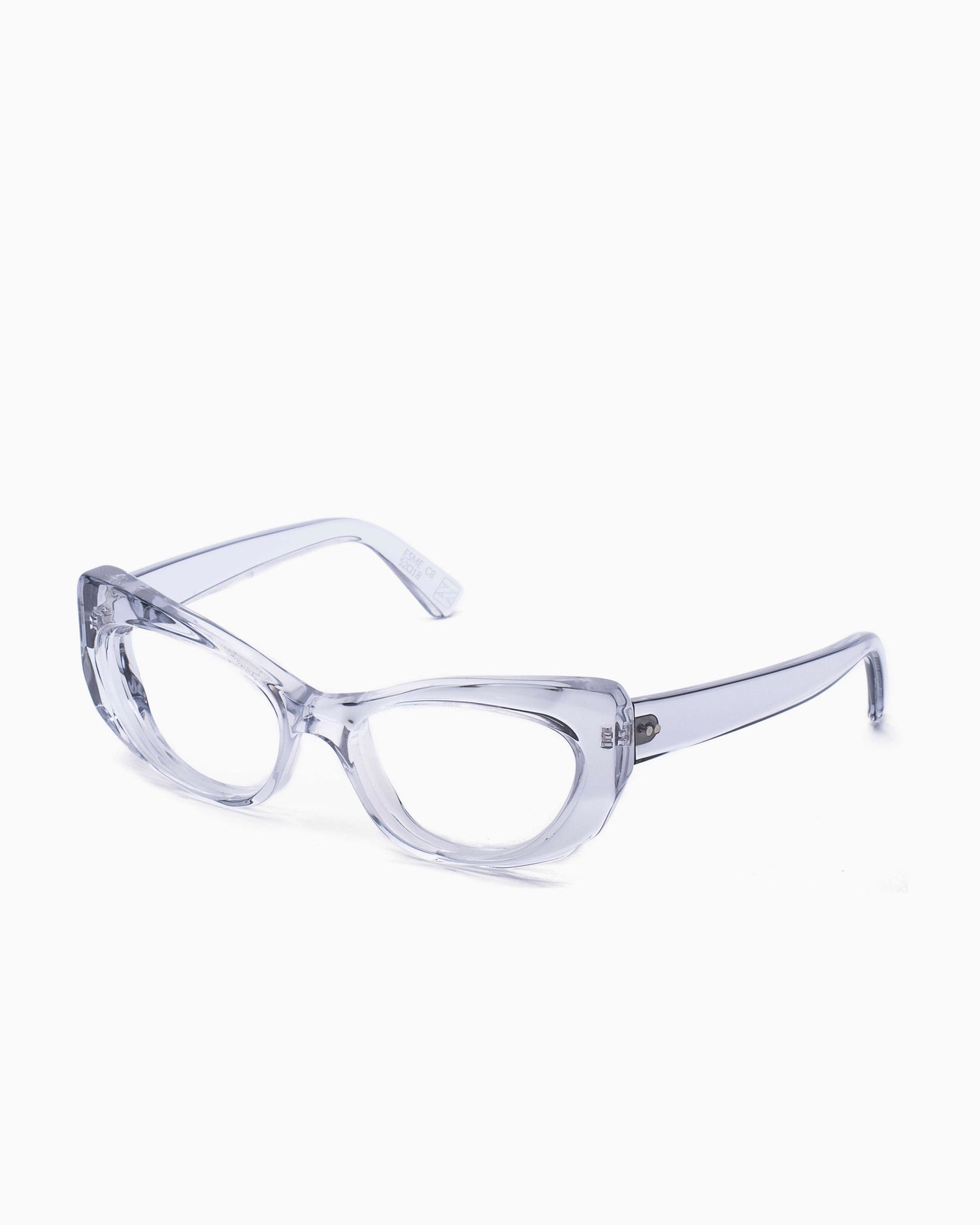 silver plastic cat eyeglasses by Kirk&Kirk model Esme, front view, lunettes de vue chat couleur argent