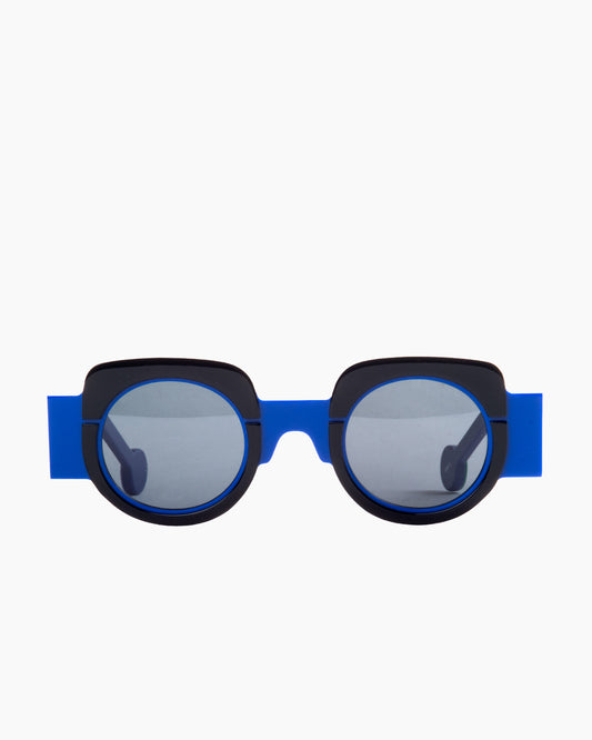 blue plastic round  sunglassesby Anne et Valentin model Lala1, front view, lunettes de vue rond couleur bleu