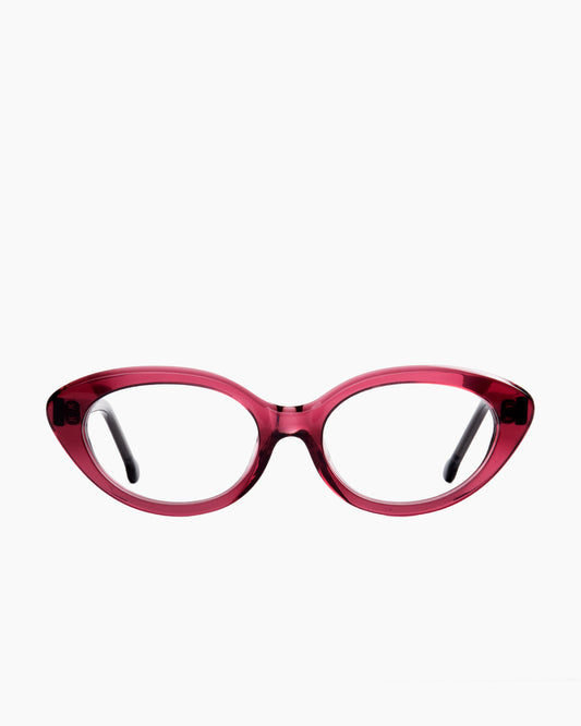 purple plastic cat eyeglasses by Marie-Sophie Dion model Moreau, front view, lunettes de vue chat couleur violet