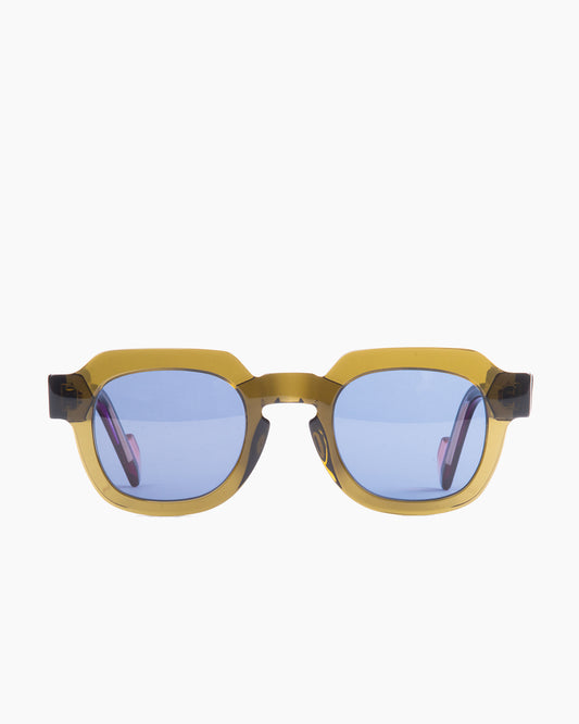 green plastic rectangle  sunglassesby Anne et Valentin model wright, front view, lunettes de vue rectangle couleur vert