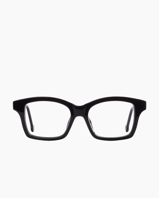 black plastic butterfly eyeglasses by Marie-Sophie Dion model Giguere, front view, lunettes de vue papillon couleur noir