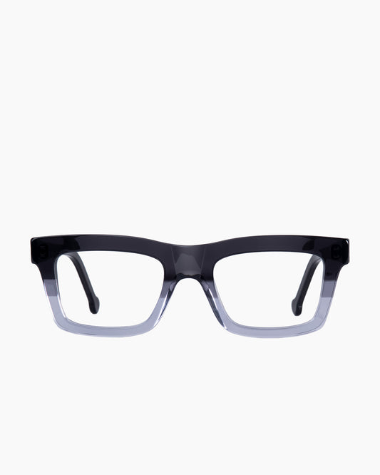 grey plastic rectangle eyeglasses by Marie-Sophie Dion model Laflamme, front view, lunettes de vue rectangle couleur Gris