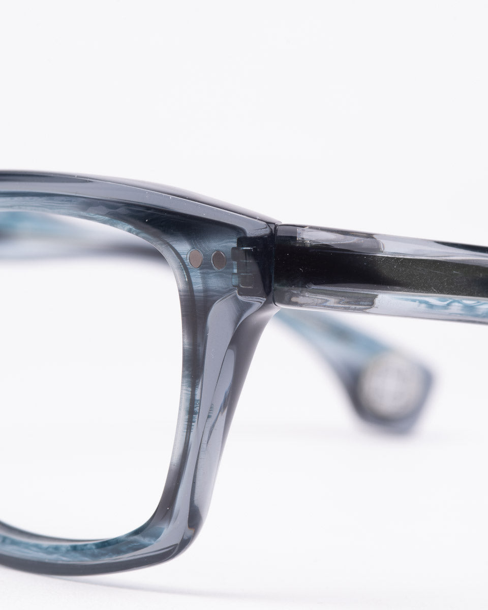 blue plastic rectangle eyeglasses by Blake Kuwahara model Nelson, front view, lunettes de vue rectangle couleur Bleu