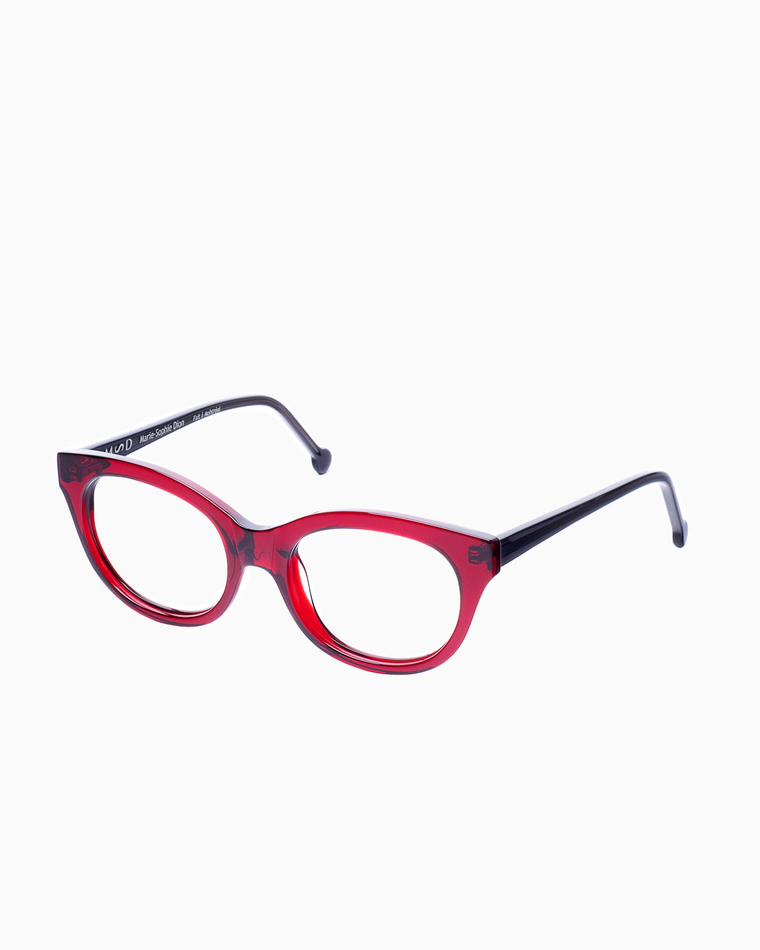 red plastic cat eyeglasses by Marie-Sophie Dion model Gauthier, front view, lunettes de vue chat couleur bourgogne