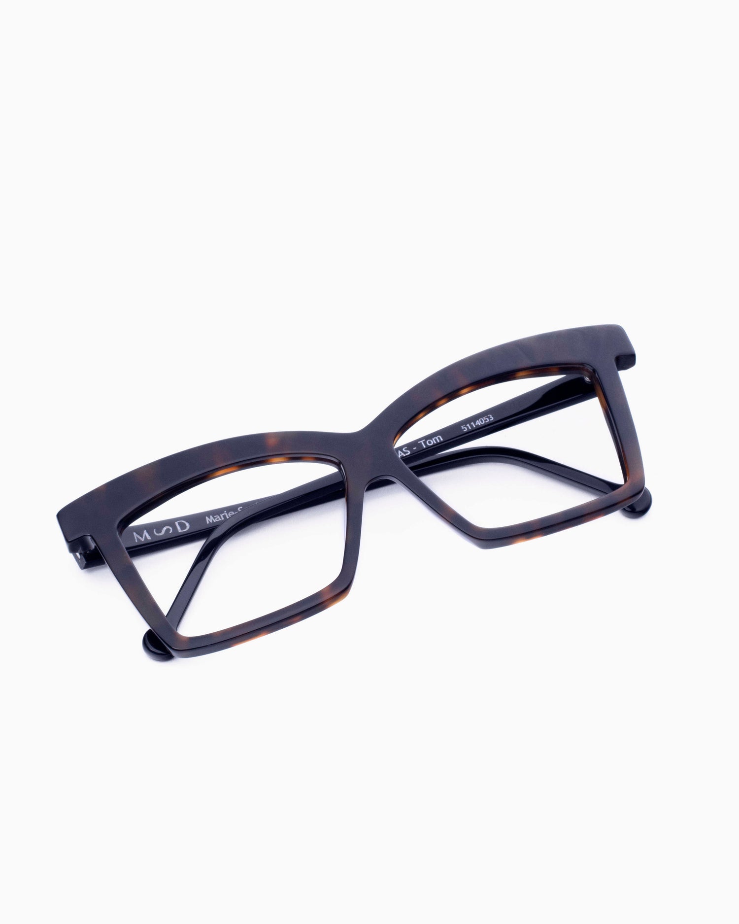 tortoise plastic butterfly eyeglasses by Marie-Sophie Dion model Elkas, front view, lunettes de vue papillon couleur Écaille de tortue