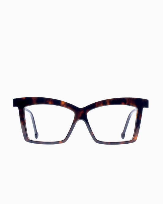 tortoise plastic butterfly eyeglasses by Marie-Sophie Dion model Elkas, front view, lunettes de vue papillon couleur Écaille de tortue