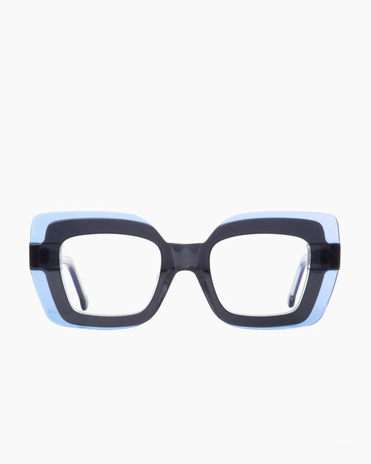 blue plastic butterfly eyeglasses by Marie-Sophie Dion model Wells, front view, lunettes de vue papillon couleur bleu