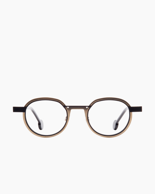 gold metal oval eyeglasses by Anne et Valentin model wellseen, front view, lunettes de vue ovale couleur or