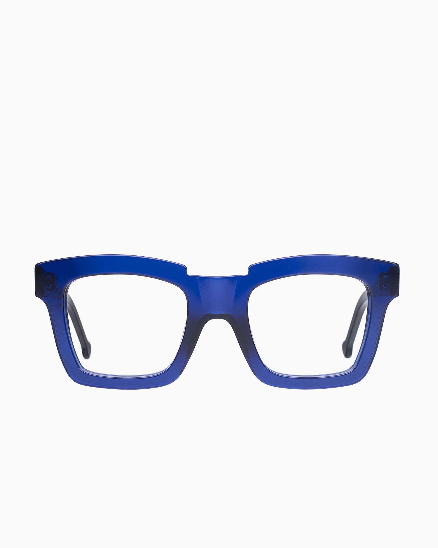 Marie-Sophie Dion-Willard-Roy | glasses bar:  Marie-Sophie Dion