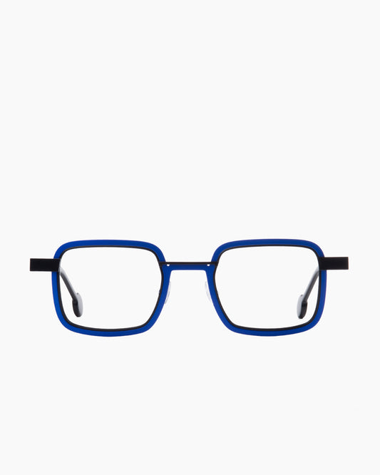 blue metal rectangle eyeglasses by Anne et Valentin model Welldone, front view, lunettes de vue rectangle couleur bleu