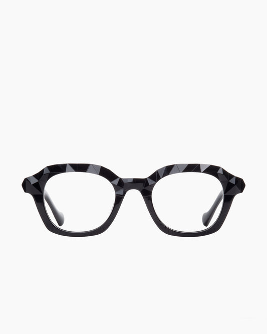 black plastic rectangle eyeglasses by Yohji Yamamoto model Look022, front view, lunettes de vue rectangle couleur noir