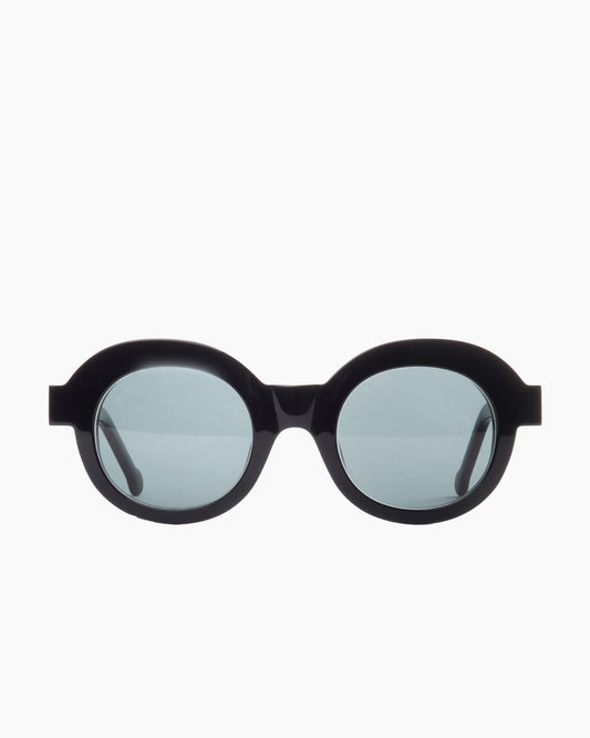 black plastic round sunglassesby Marie-Sophie Dion model Latraverse1S, front view, lunettes de vue rond couleur Noir