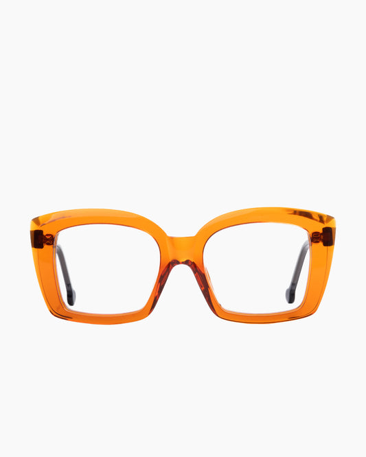 orange plastic butterfly eyeglasses by Marie-Sophie Dion model Gauvin, front view, lunettes de vue papillon couleur orange