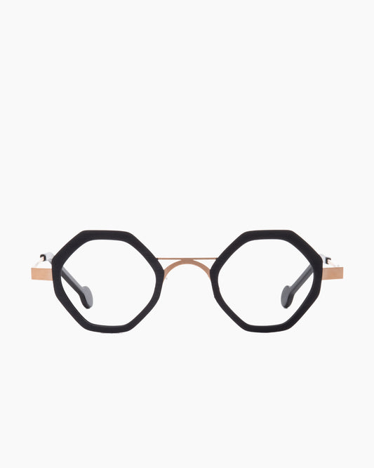 black metal octogon eyeglasses by Anne et Valentin model fadiez, front view, lunettes de vue octogone couleur noir