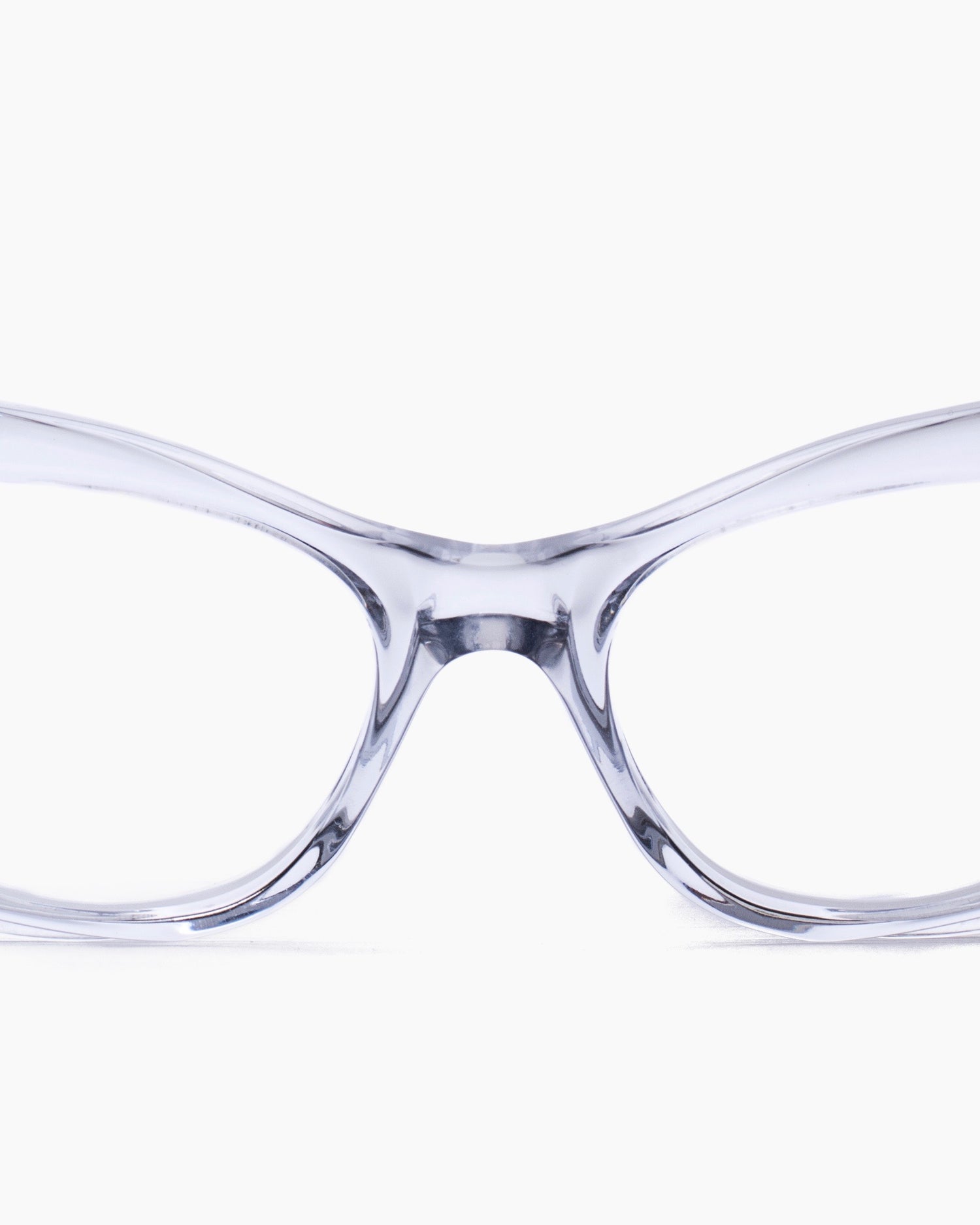 silver plastic cat eyeglasses by Kirk&Kirk model Esme, front view, lunettes de vue chat couleur argent