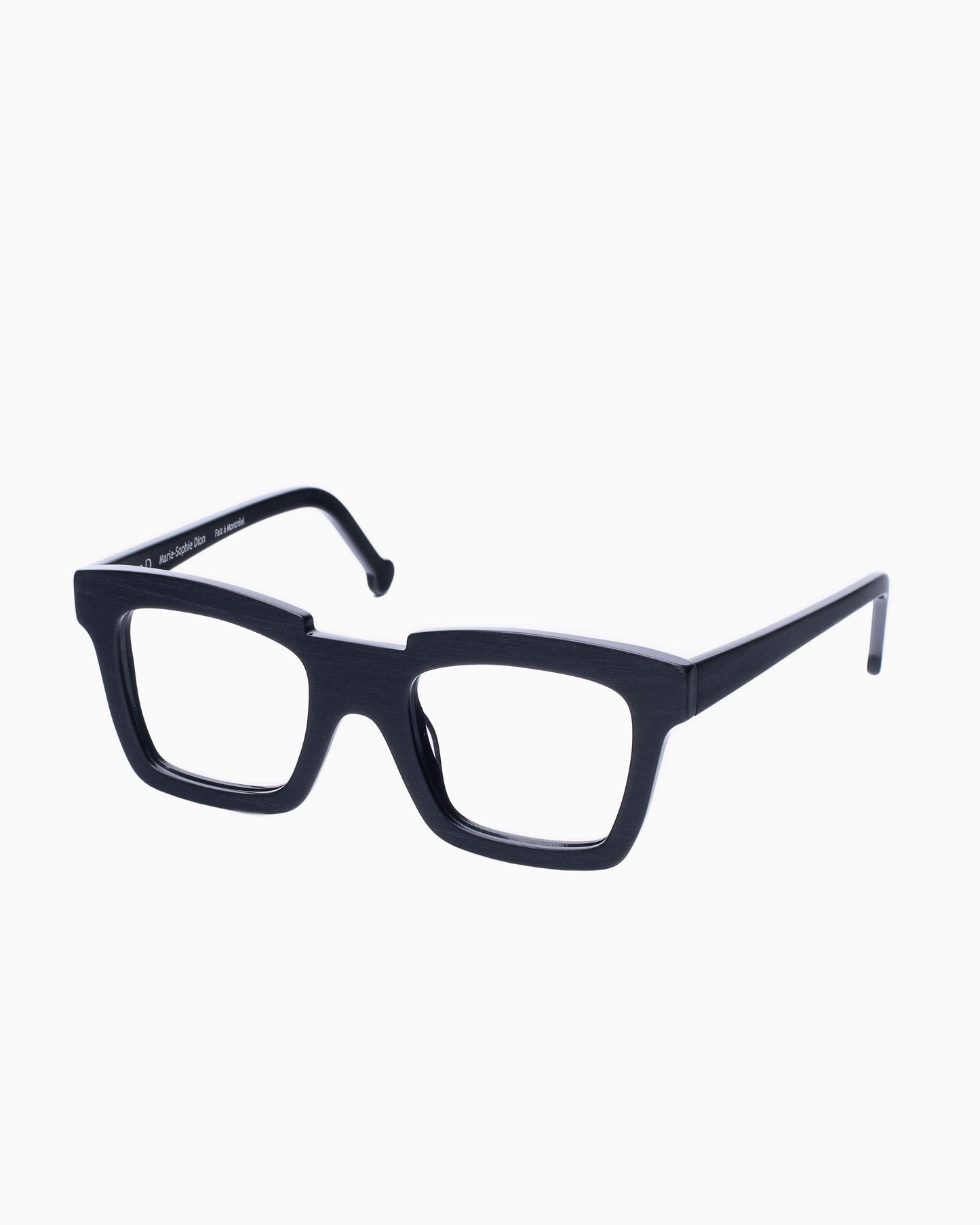 Marie-Sophie Dion - Willard - Noi | glasses bar