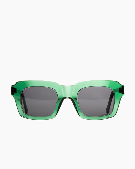 green plastic rectangle  sunglassesby Marie-Sophie Dion model Downey, front view, lunettes de vue rectangle couleur vert