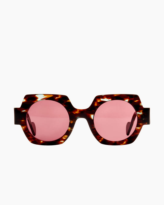 tortoise plastic hexagon sunglassesby Anne et Valentin model Smet, front view, lunettes de vue hexagone couleur écaille de tortue