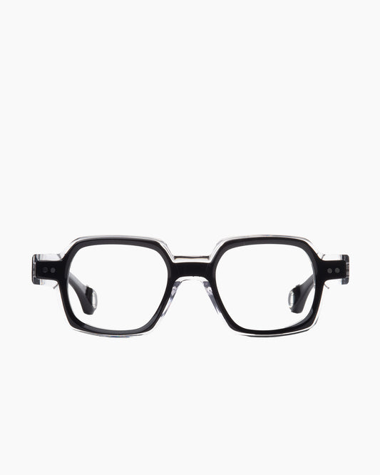black plastic rectangle eyeglasses by Blake Kuwahara model bender, front view, lunettes de vue rectangle couleur noir