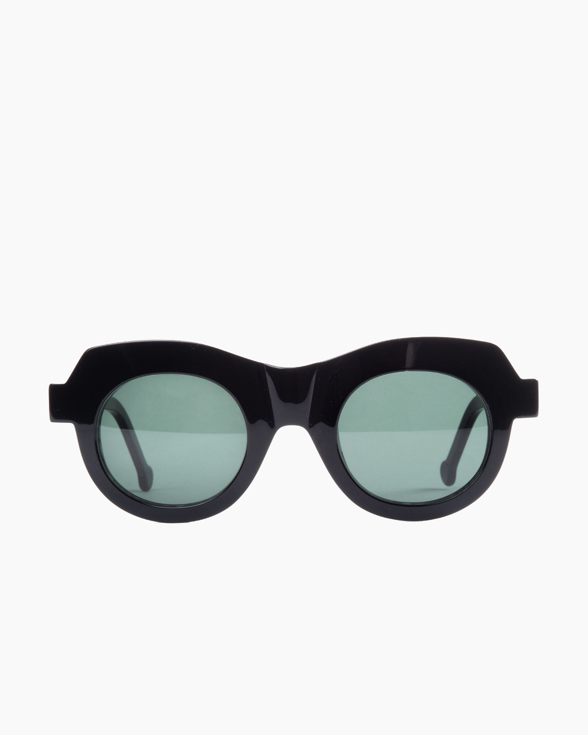 black plastic round  sunglassesby Marie-Sophie Dion model Latraverse3, front view, lunettes de vue rond couleur noir