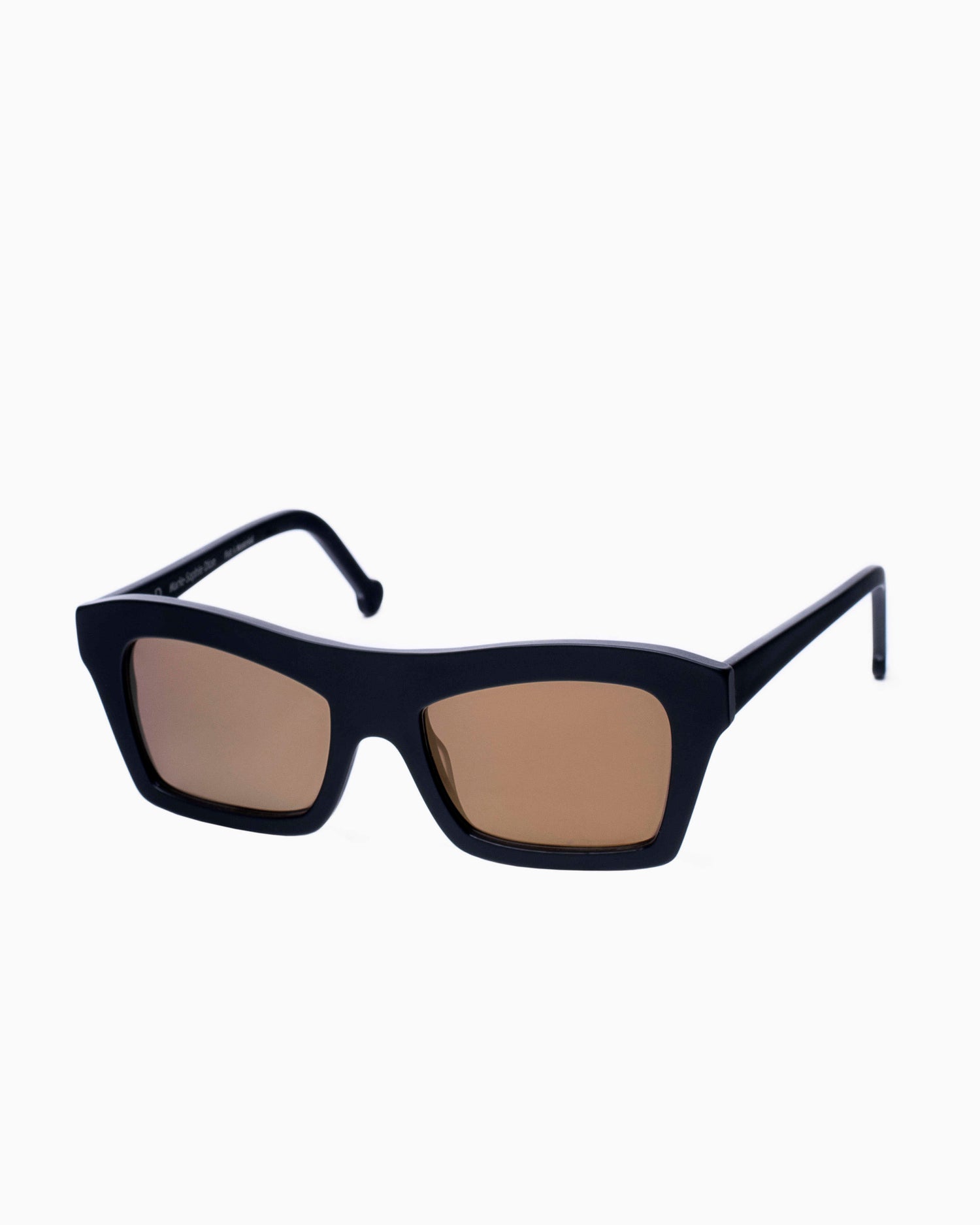 black plastic rectangle  sunglassesby Marie-Sophie Dion model KwanLockSUN, front view, lunettes de vue rectangle couleur Noir