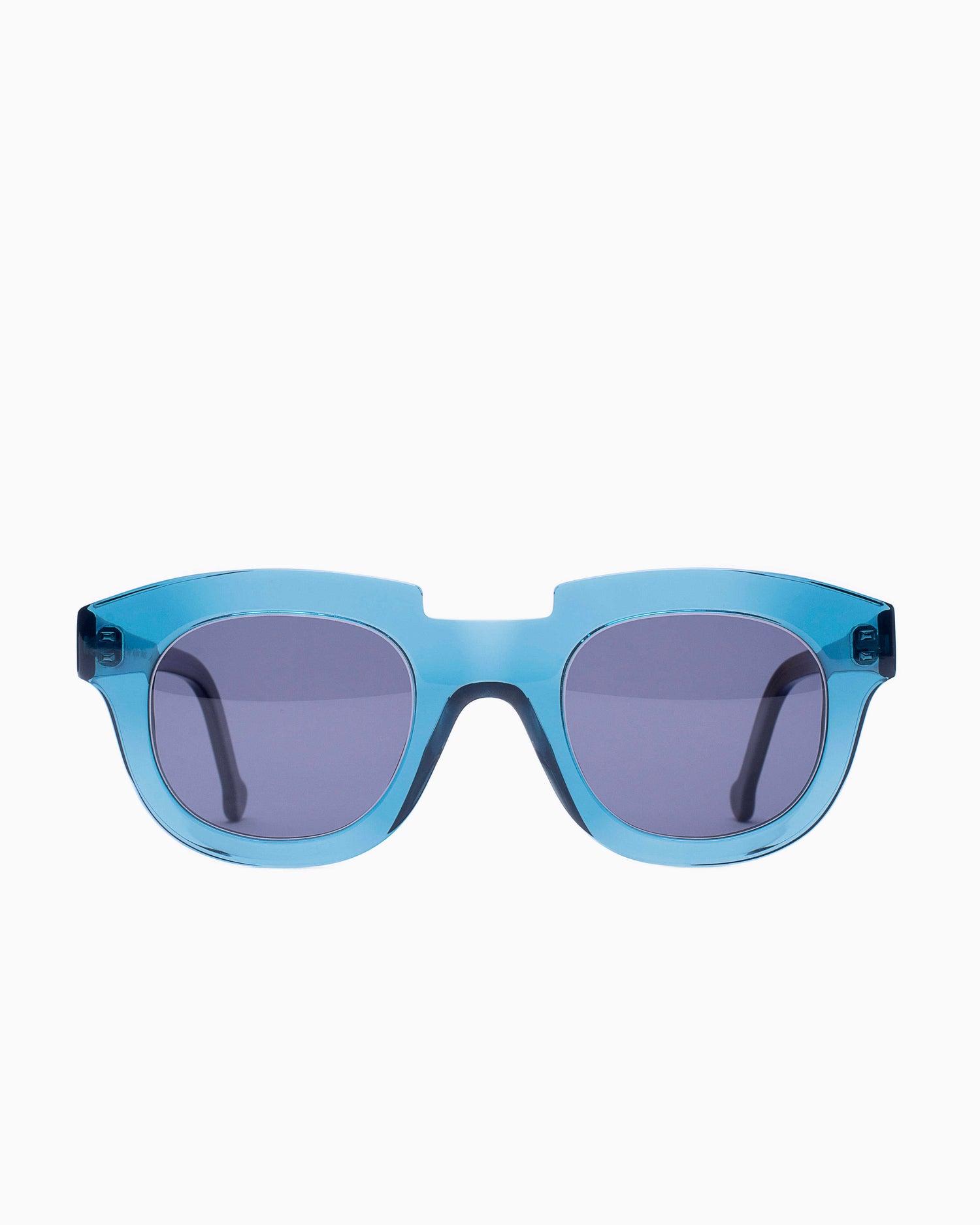 blue plastic round  sunglassesby Marie-Sophie Dion model DufresneSUN, front view, lunettes de vue rond couleur Bleu