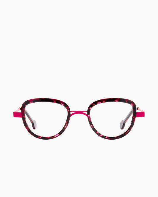 pink metal butterfly eyeglasses by Anne et Valentin model fenix, front view, lunettes de vue papillon couleur rose