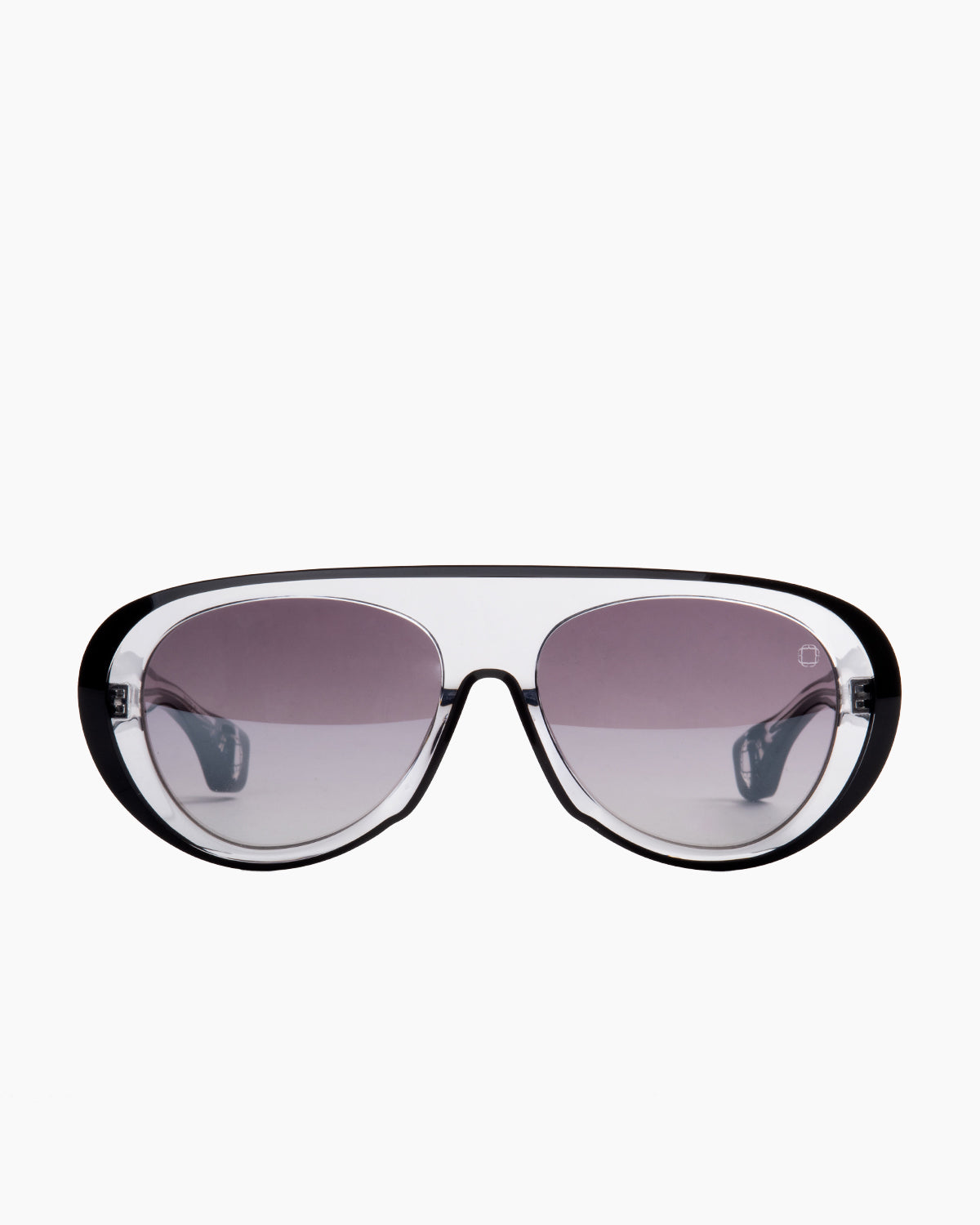 crystal plastic aviator  sunglassesby Blake Kuwahara model durrell, front view, lunettes de vue aviateur couleur cristal
