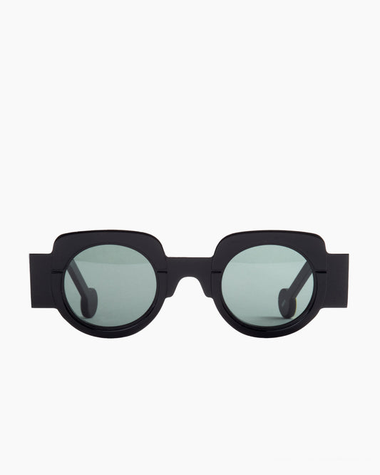 black plastic round  sunglassesby Anne et Valentin model Lala1, front view, lunettes de vue rond couleur noir
