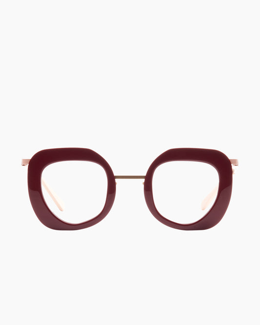 burgundy metal butterfly eyeglasses by Gamine model Agay sodermalm, front view, lunettes de vue papillon couleur bourgogne