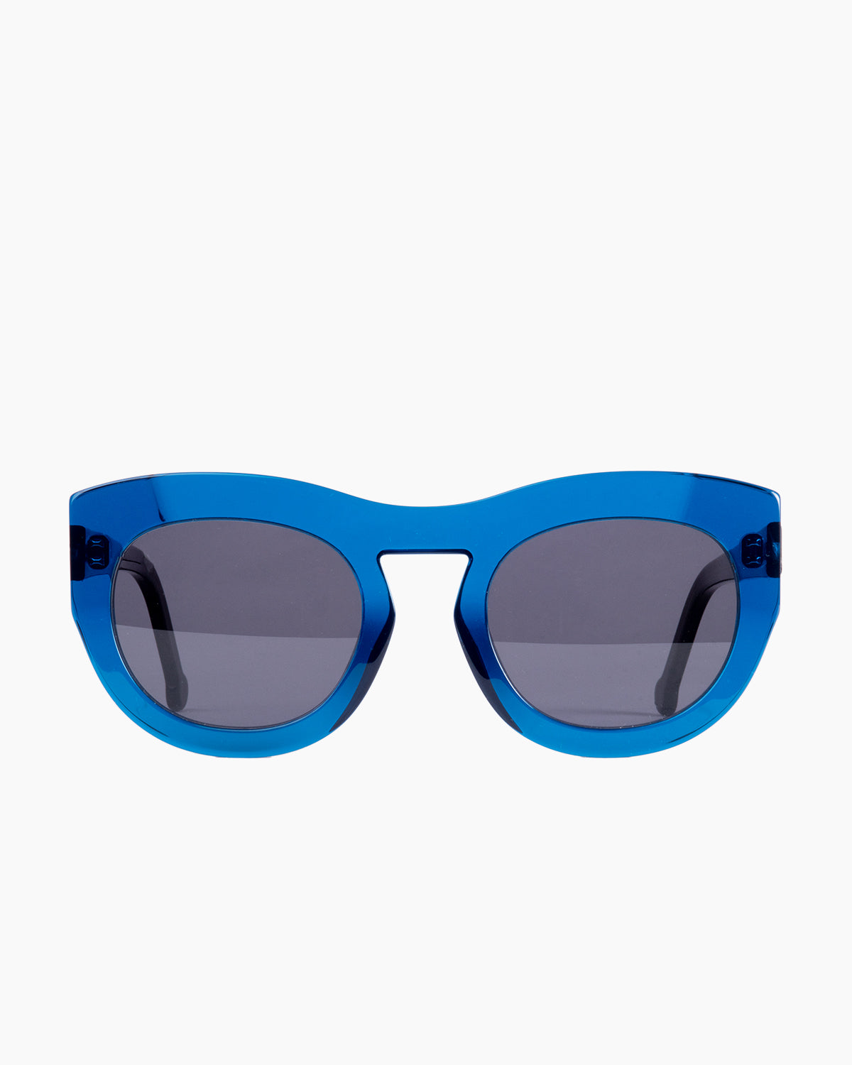 Marie-Sophie Dion - AddamsSun - Cur | glasses bar