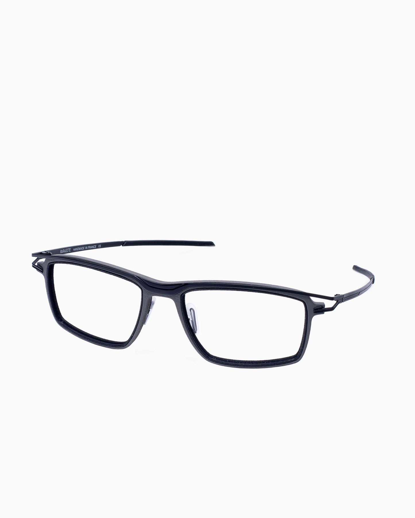 Parasite - Data1 - 63M | Bar à lunettes