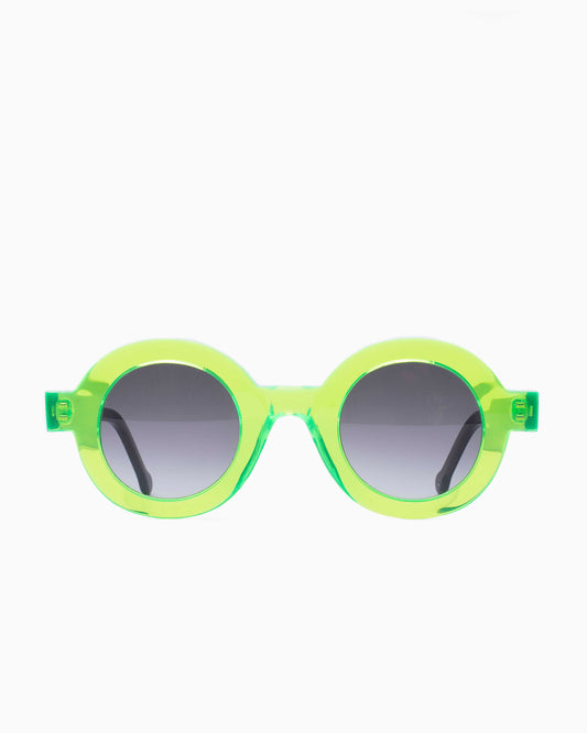 lime plastic round sunglassesby Marie-Sophie Dion model lachanceS, front view, lunettes de vue rond couleur Lime