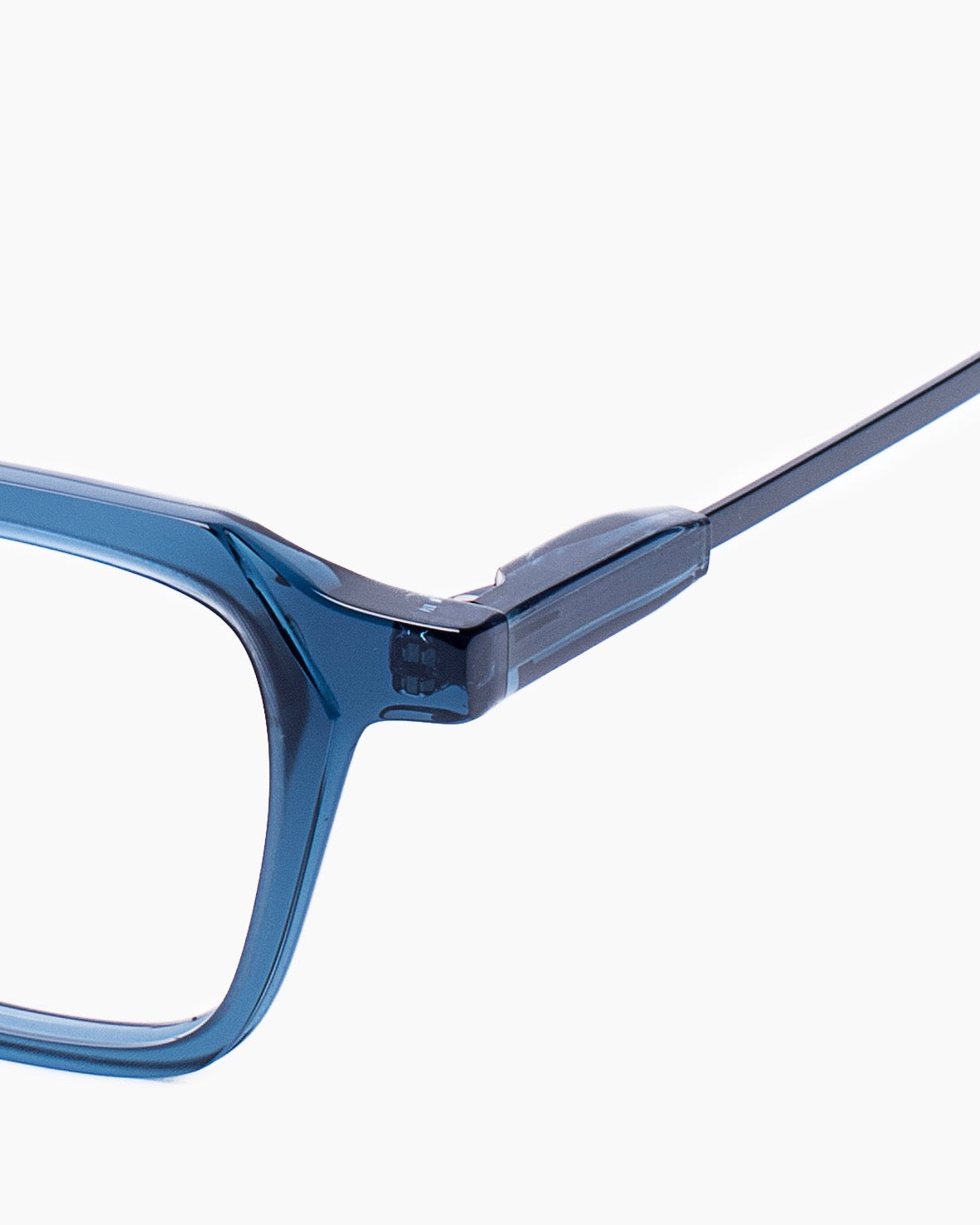 Anne et Valentin - Henri - 8C21 | Bar à lunettes:  Marie-Sophie Dion