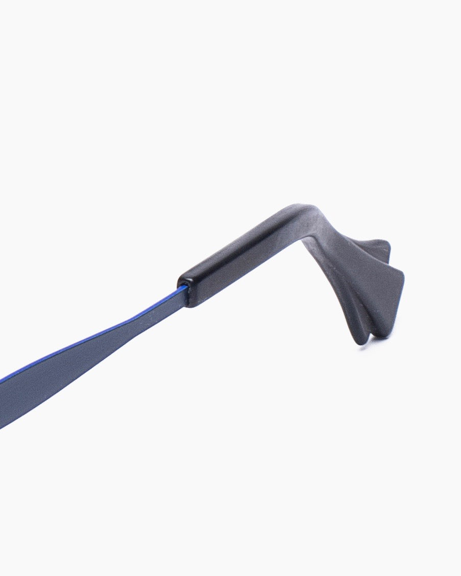 blue metal oval eyeglasses by Theo model falte, front view, lunettes de vue ovale couleur Bleu