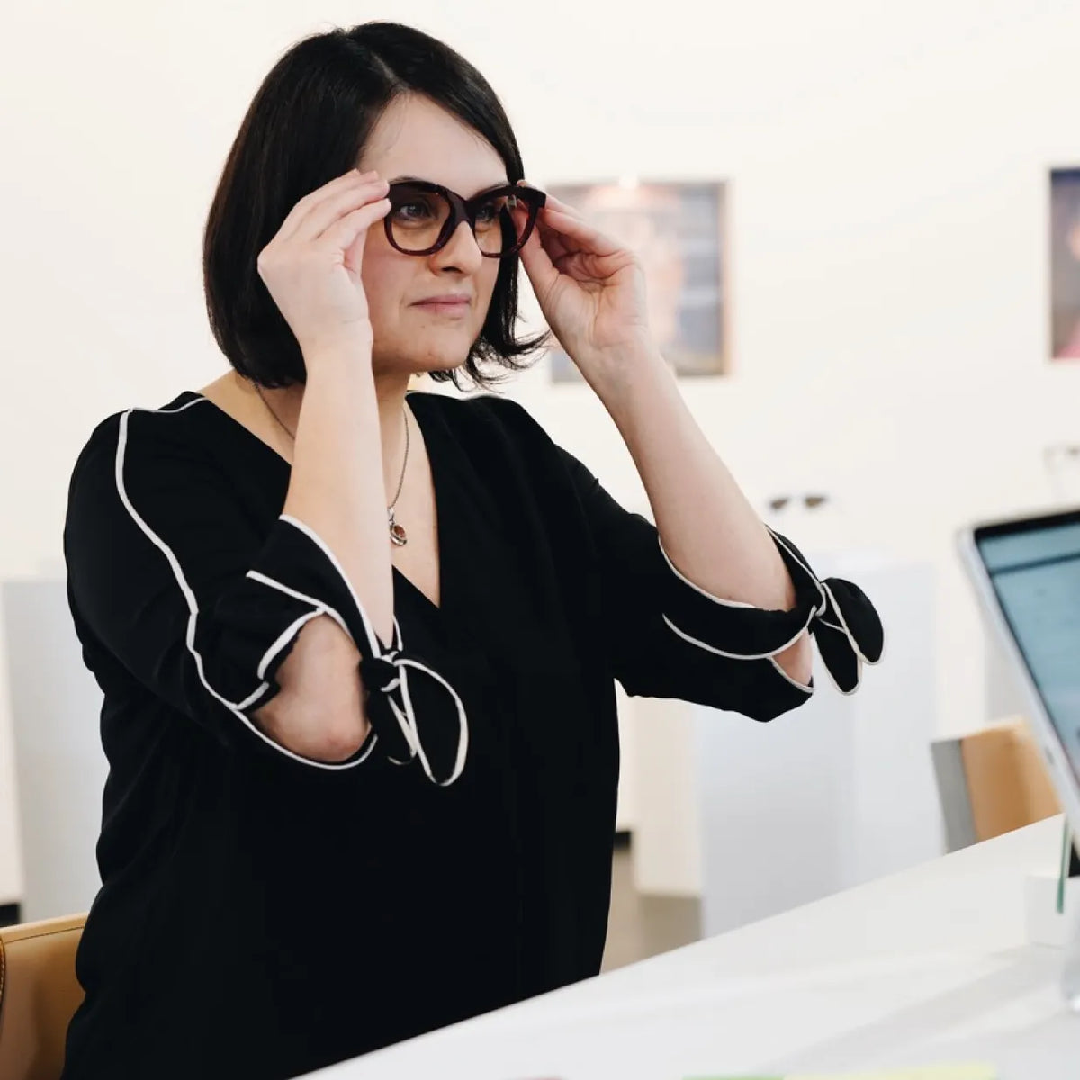 Technologie Hoya pour verres dégressifs offerte au Bar à Lunettes